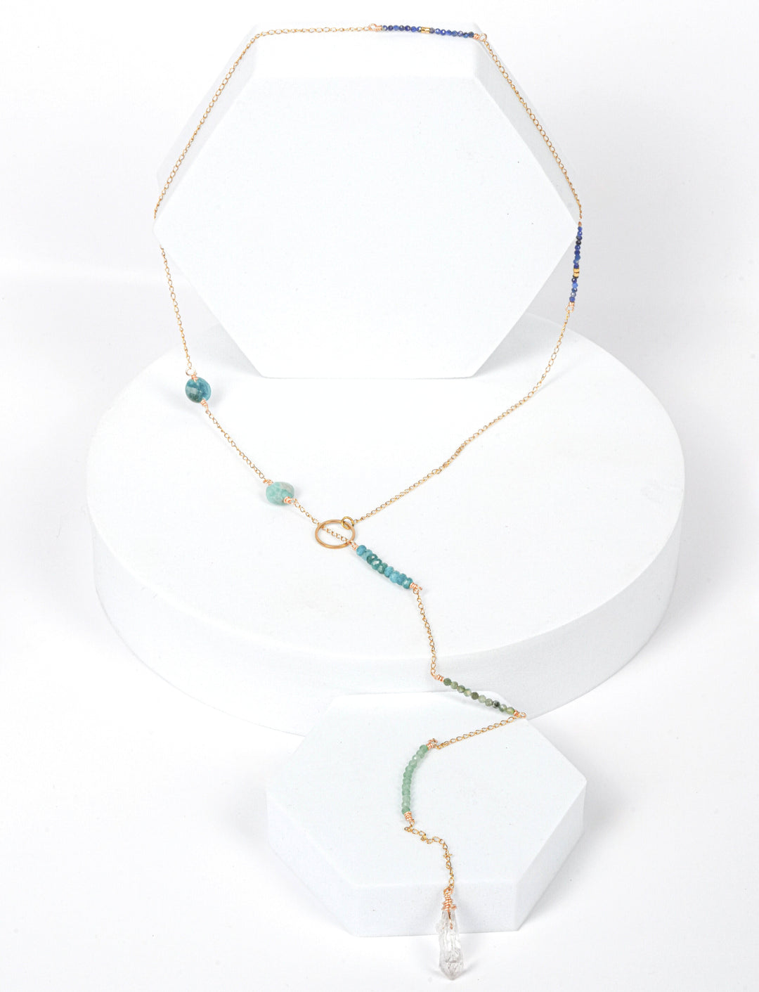 NAM023 Collana in acciaio chirurgico dorato con avventurine, amazzonite e cristallo di rocca