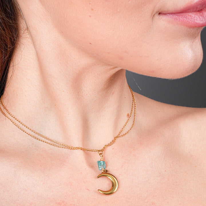 NAM013 Collana in acciaio chirurgico dorato con pendente luna e acqua marina