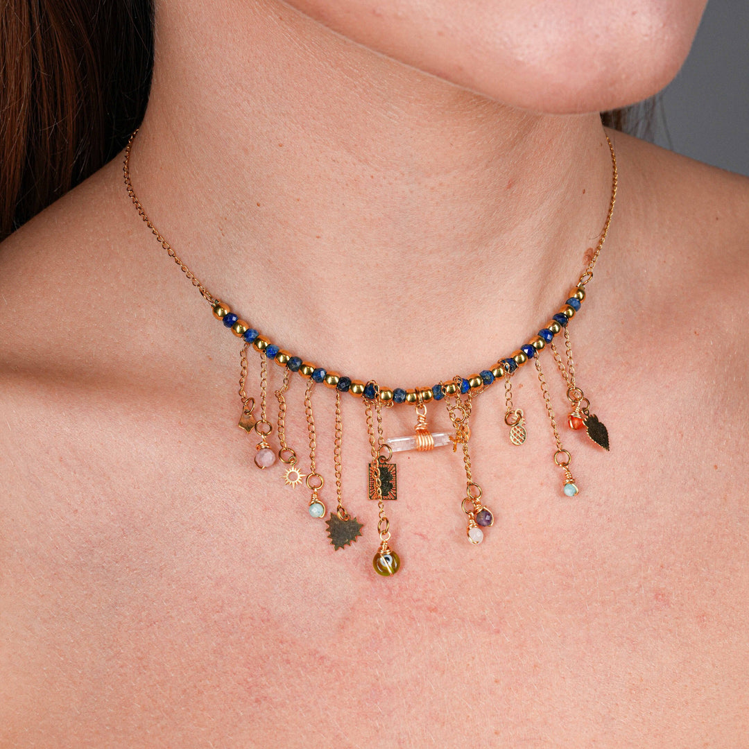 NAM010 Collana in acciaio chirurgico dorato pendenti, cristalli e pendenti